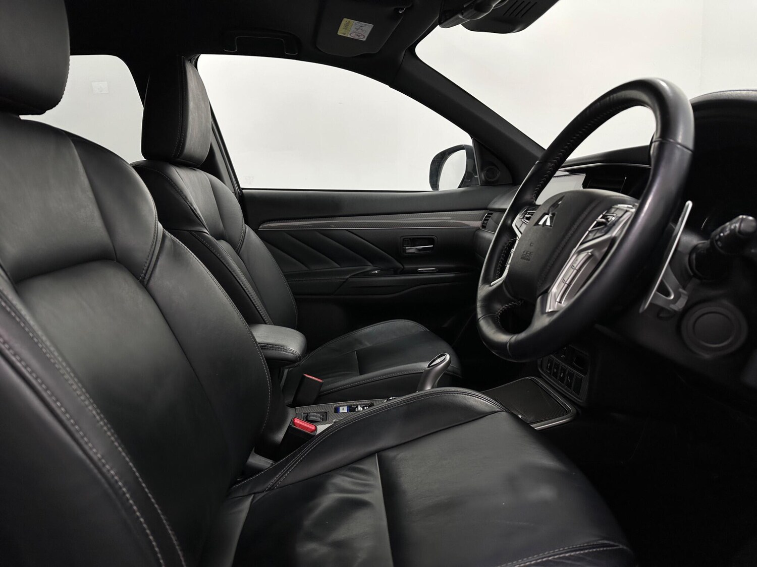 Used Mitsubishi Outlander for sale - 77575083: Photo 32