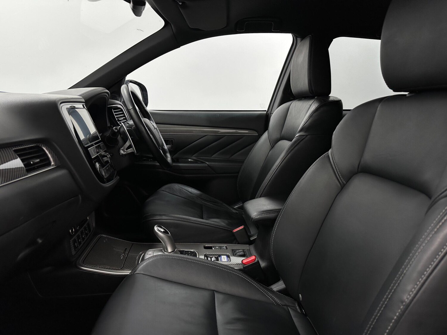 Used Mitsubishi Outlander for sale - 77575083: Photo 35