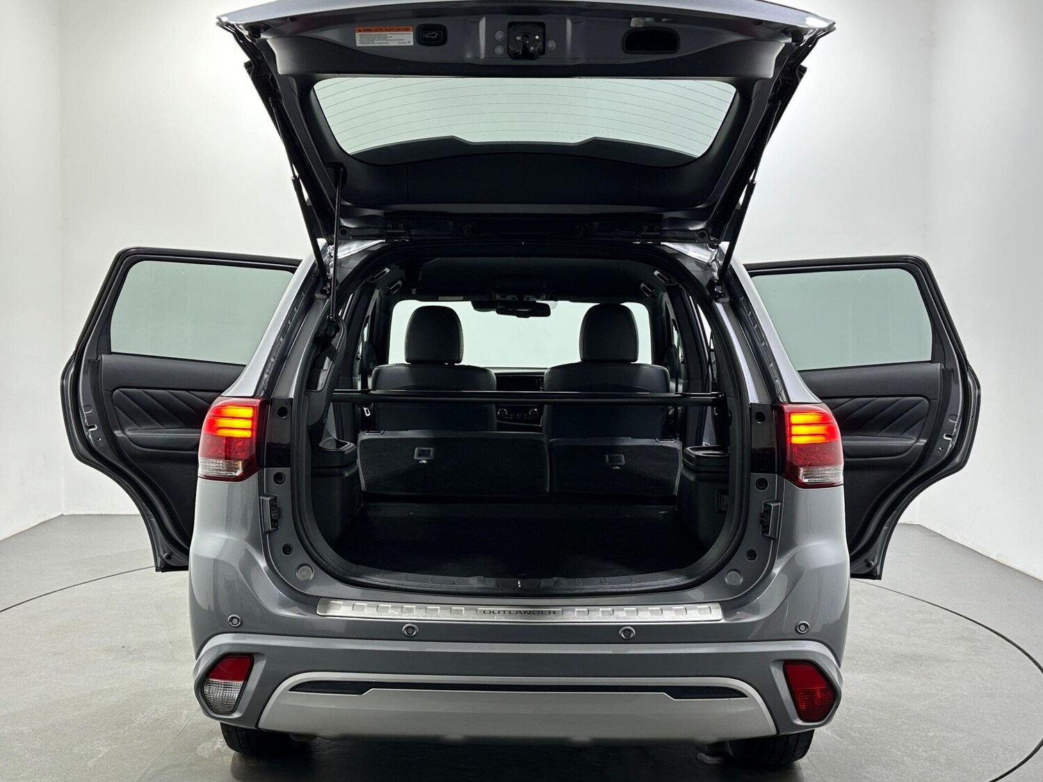 Used Mitsubishi Outlander for sale - 77575083: Photo 44