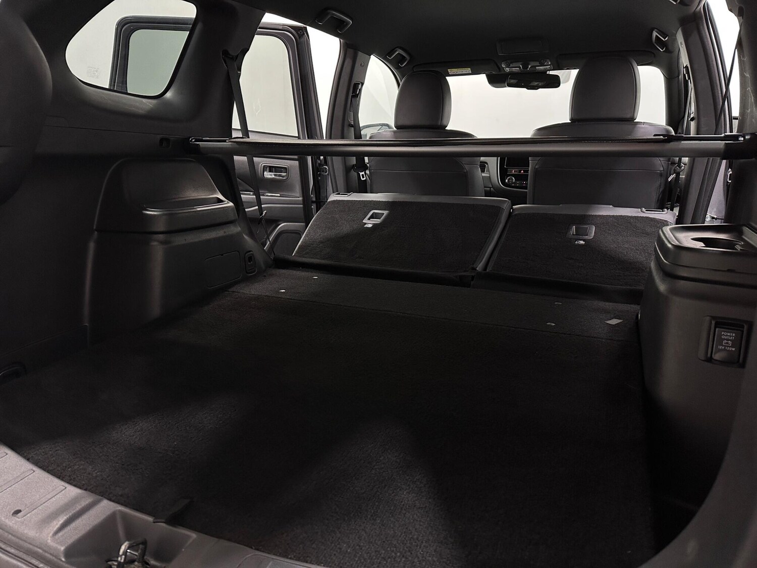 Used Mitsubishi Outlander for sale - 77575083: Photo 45