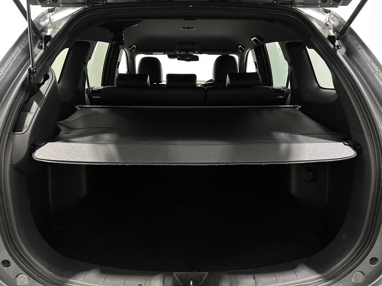 Used Mitsubishi Outlander for sale - 77575083: Photo 47