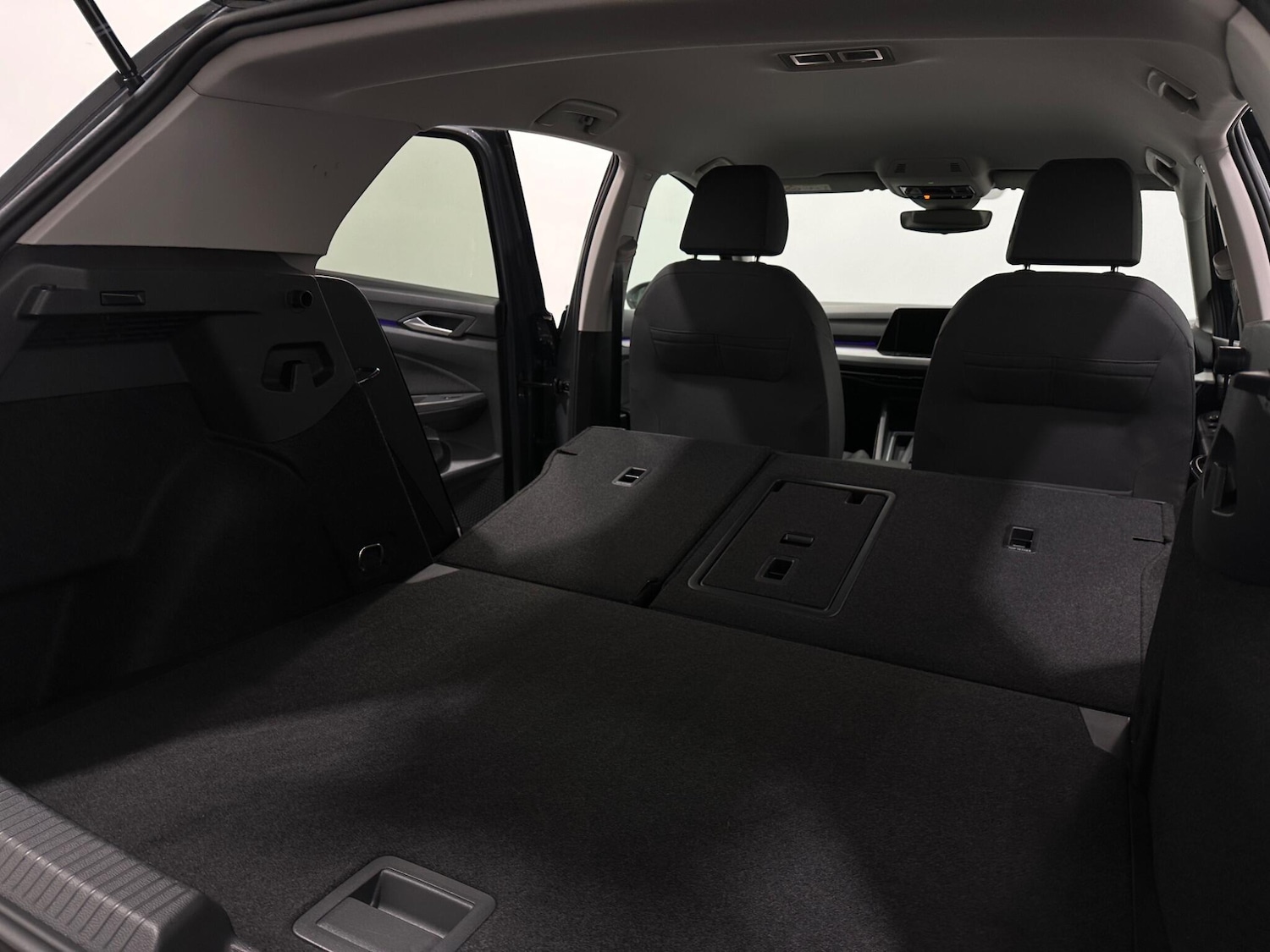 Used Volkswagen Golf 2022 for sale - 77040221: Photo 43