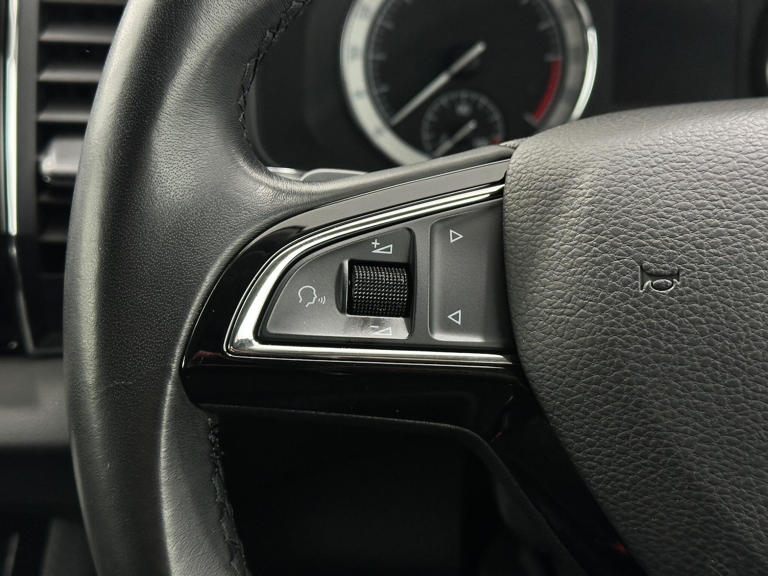 Used Skoda Karoq 2019 for sale - 77625747: Photo 15