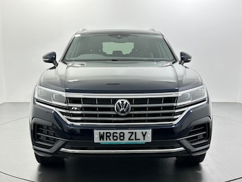 Used Volkswagen Touareg 2018 for sale - 76878507: Photo