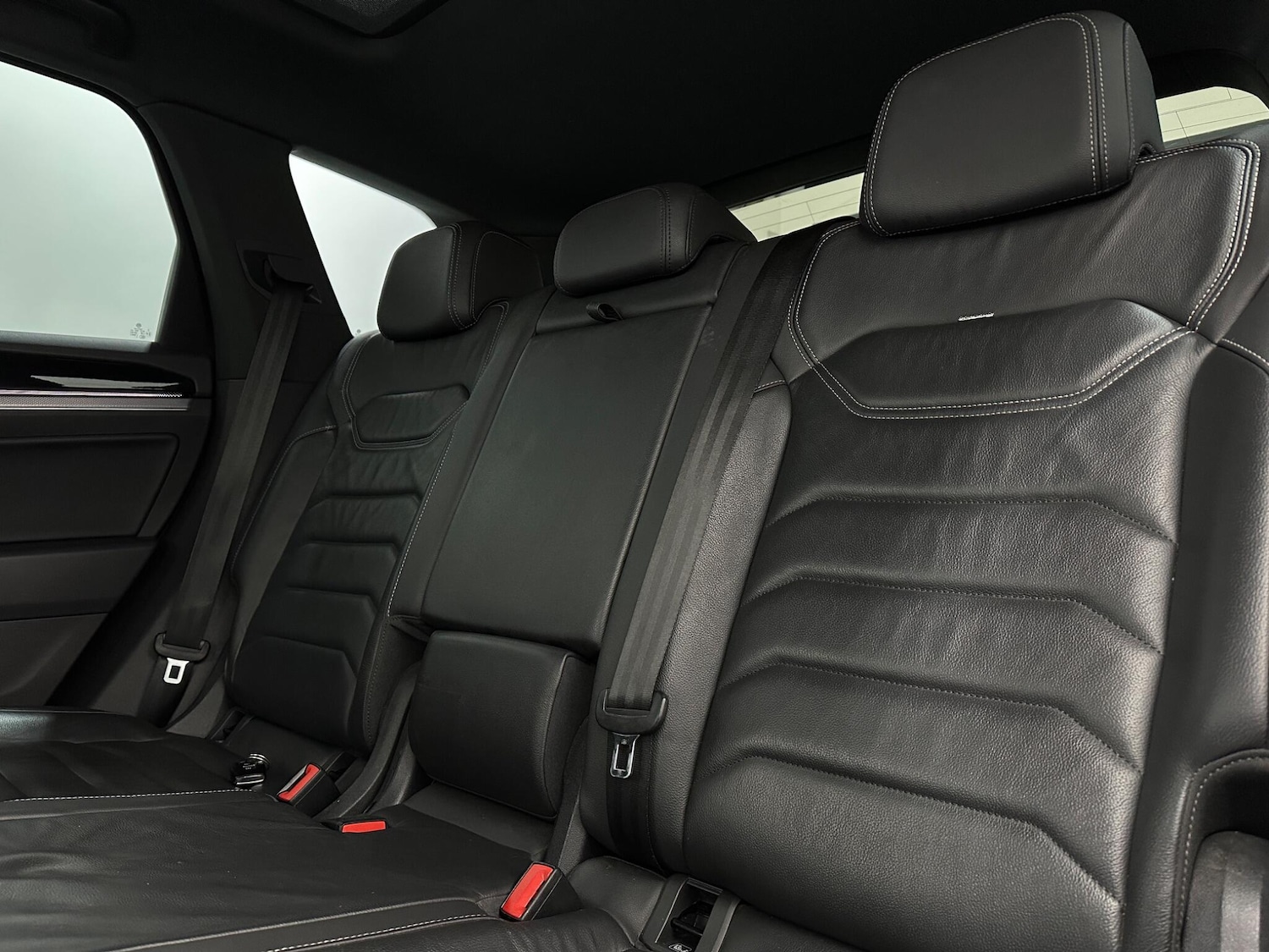 Used Volkswagen Touareg 2018 for sale - 76878507: Photo 40