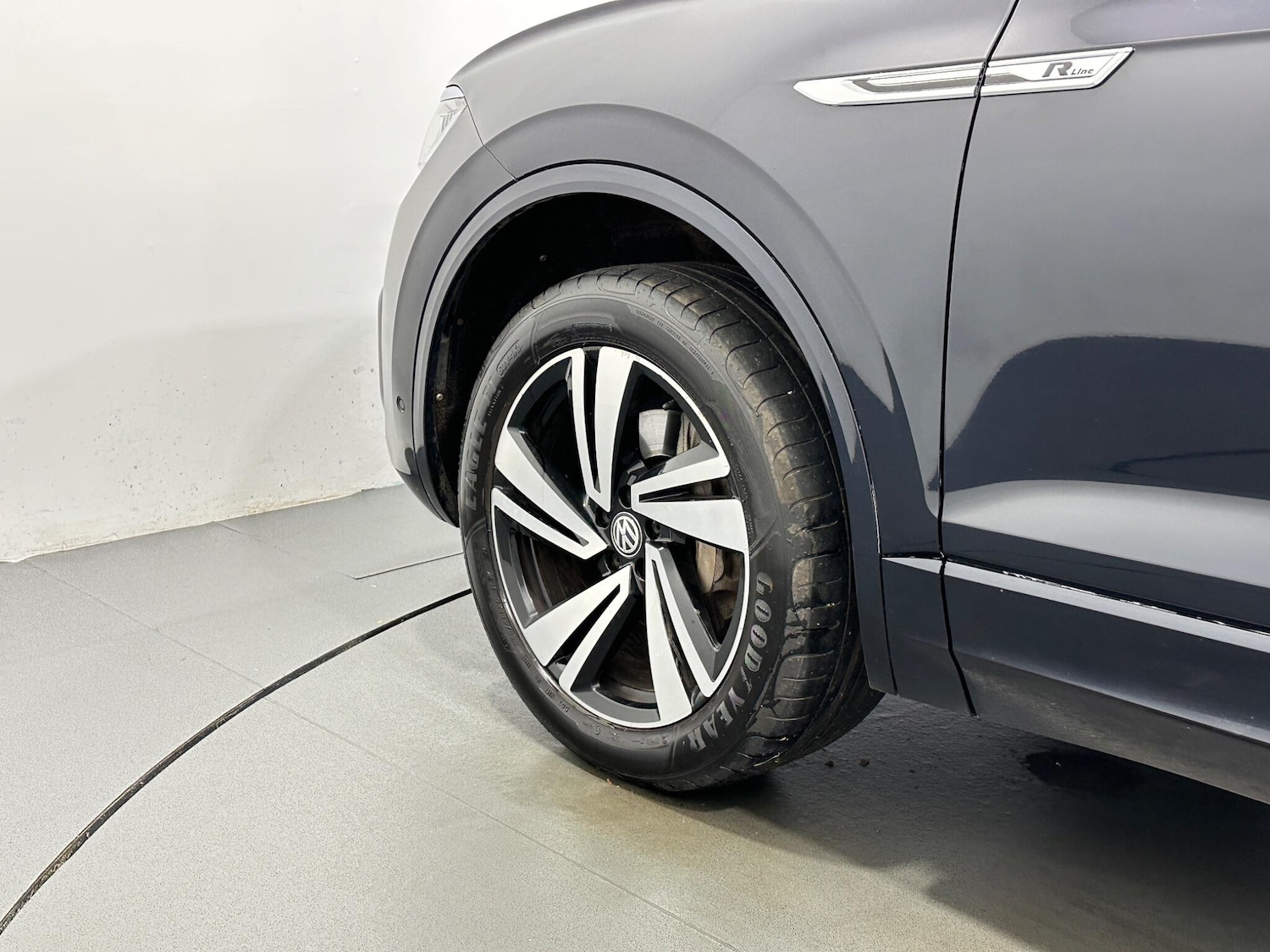 Used Volkswagen Touareg 2018 for sale - 76878507: Photo 53