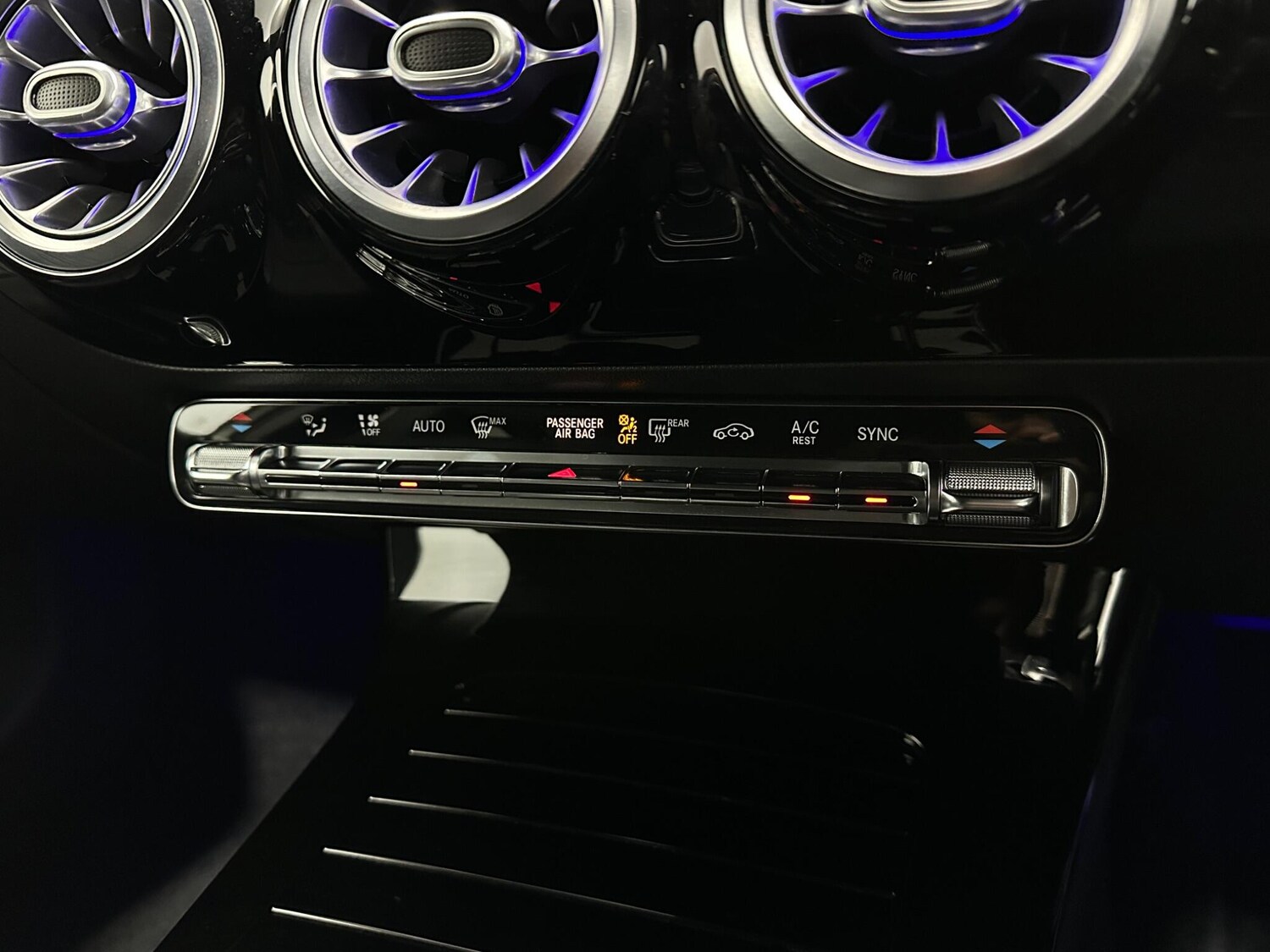 Used Mercedes-Benz A-Class for sale - 77723114: Photo 23