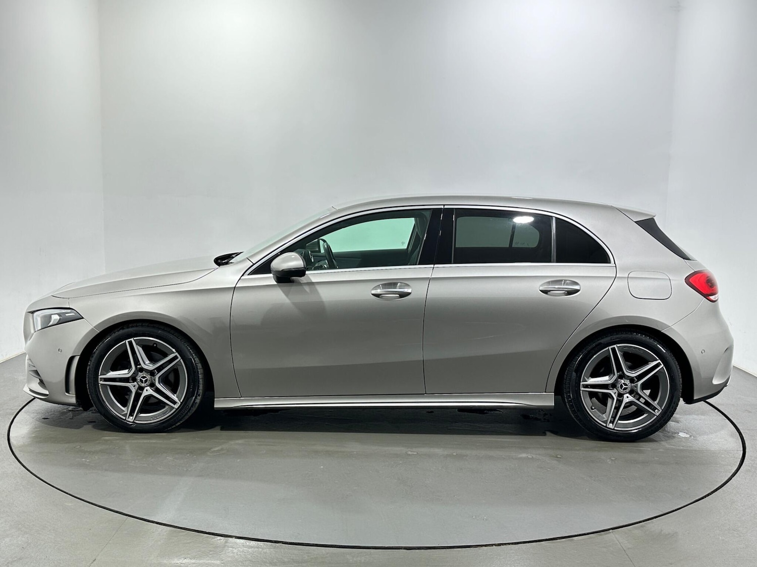 Used Mercedes-Benz A-Class for sale - 77723114: Photo 5