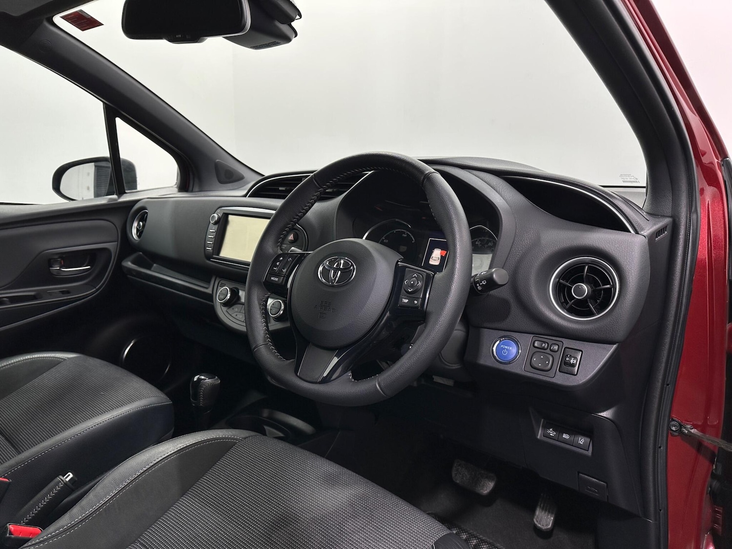 Used Toyota Yaris 2020 for sale - 77351726: Photo 11