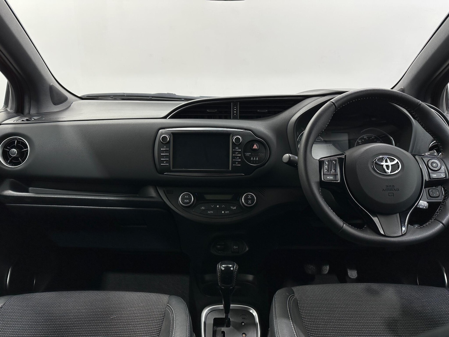 Used Toyota Yaris 2020 for sale - 77351726: Photo 20