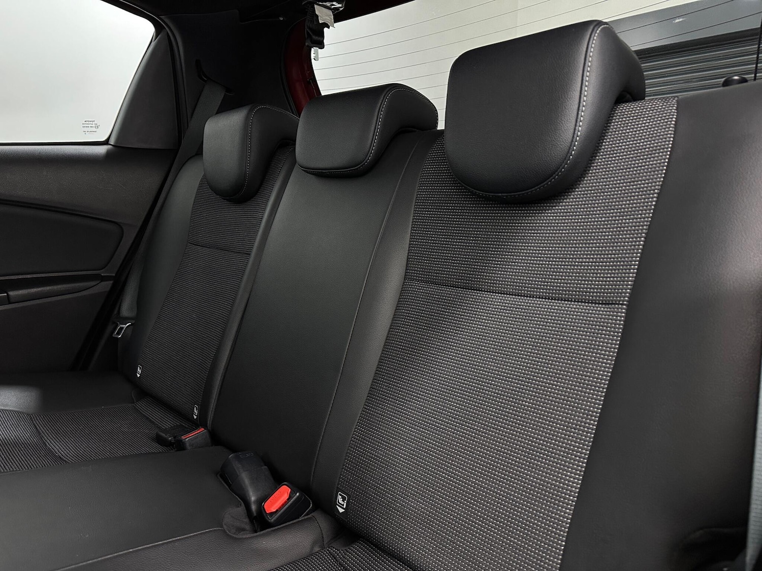 Used Toyota Yaris 2020 for sale - 77351726: Photo 37