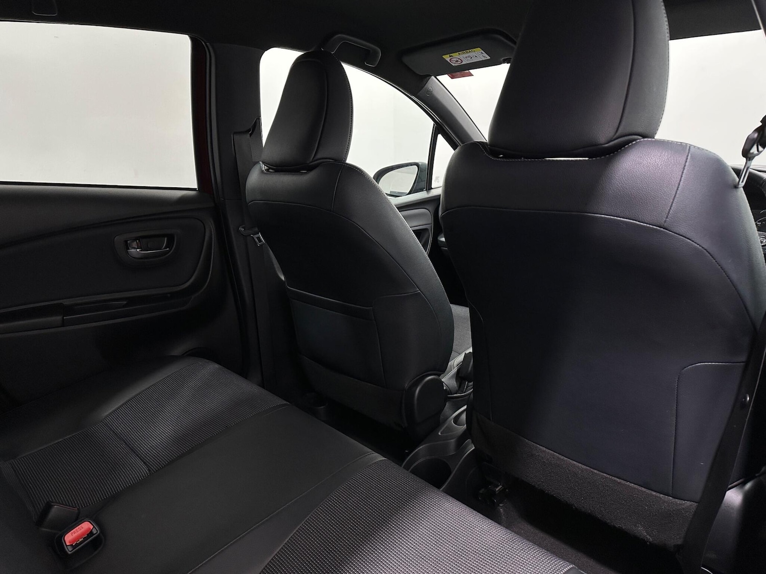 Used Toyota Yaris 2020 for sale - 77351726: Photo 39