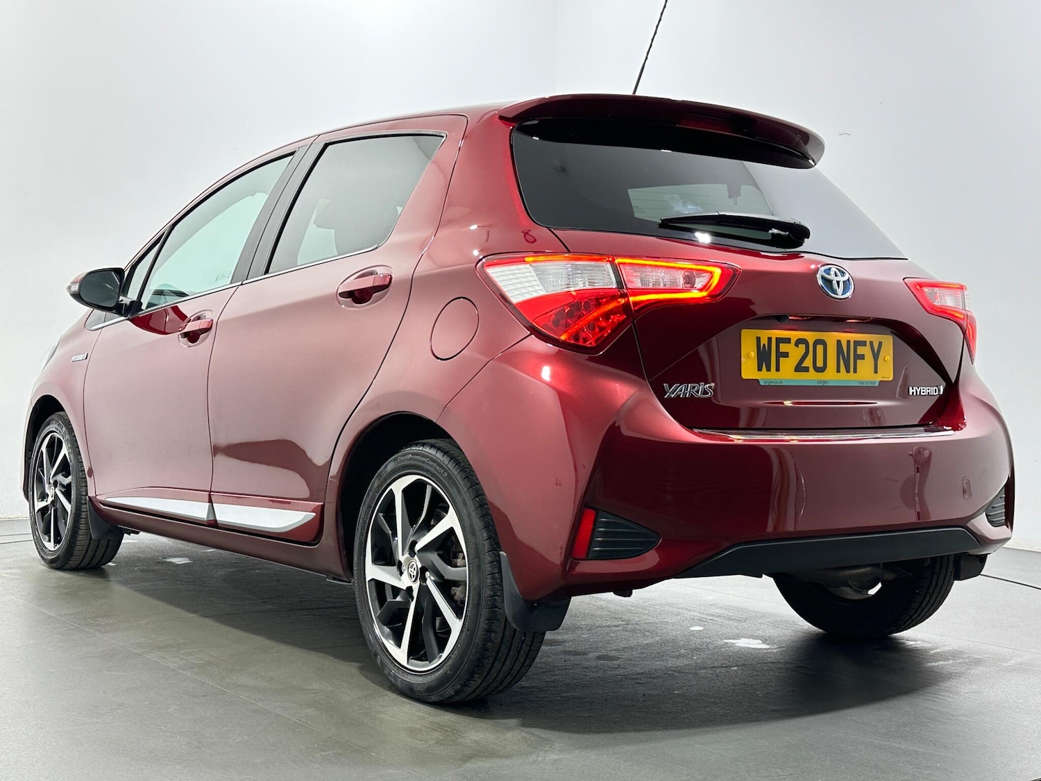 Used Toyota Yaris 2020 for sale - 77351726: Photo 46