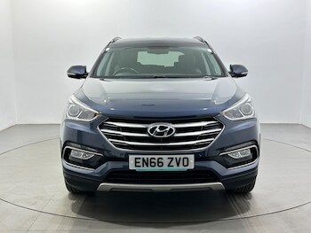 Used Hyundai Santa Fe 2016 for sale - 78244203: Photo