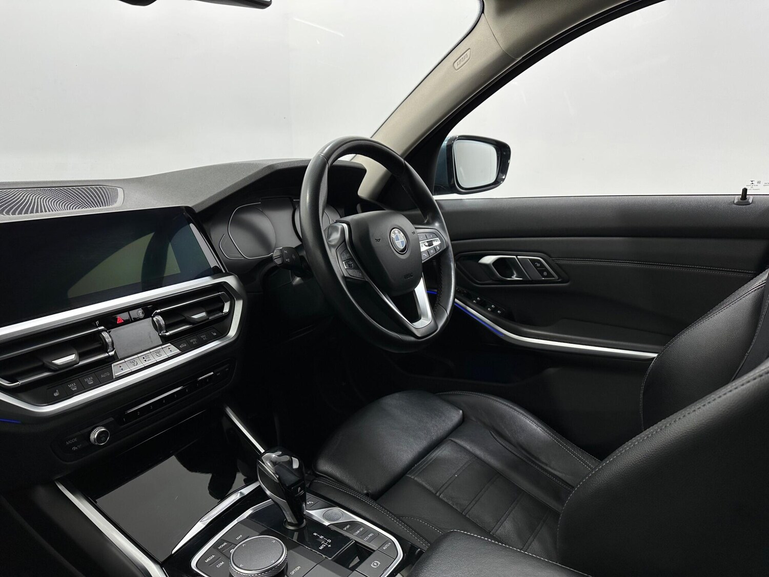 Used BMW 3 Series 2020 for sale - 77400899: Photo 32