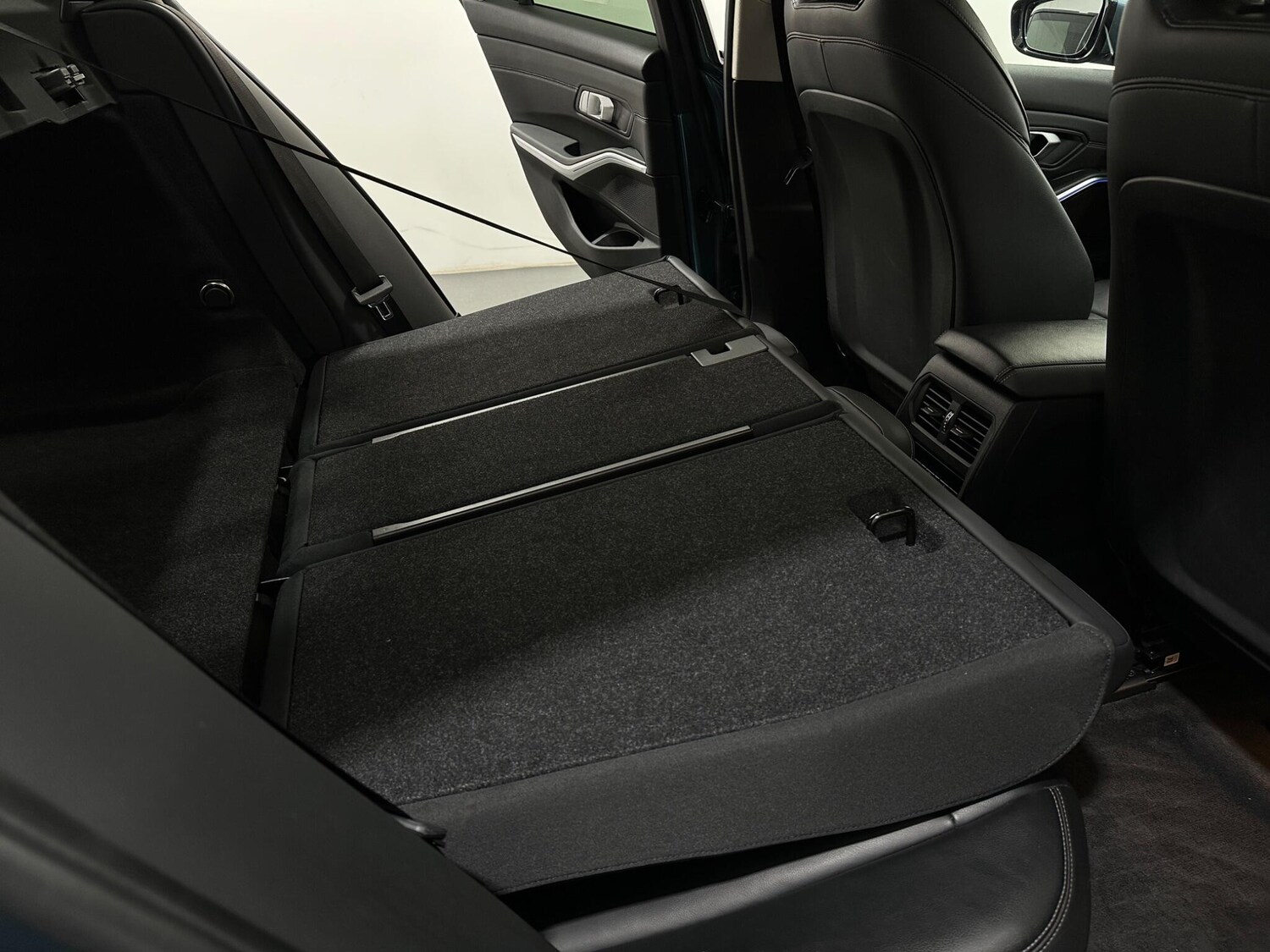 Used BMW 3 Series 2020 for sale - 77400899: Photo 48