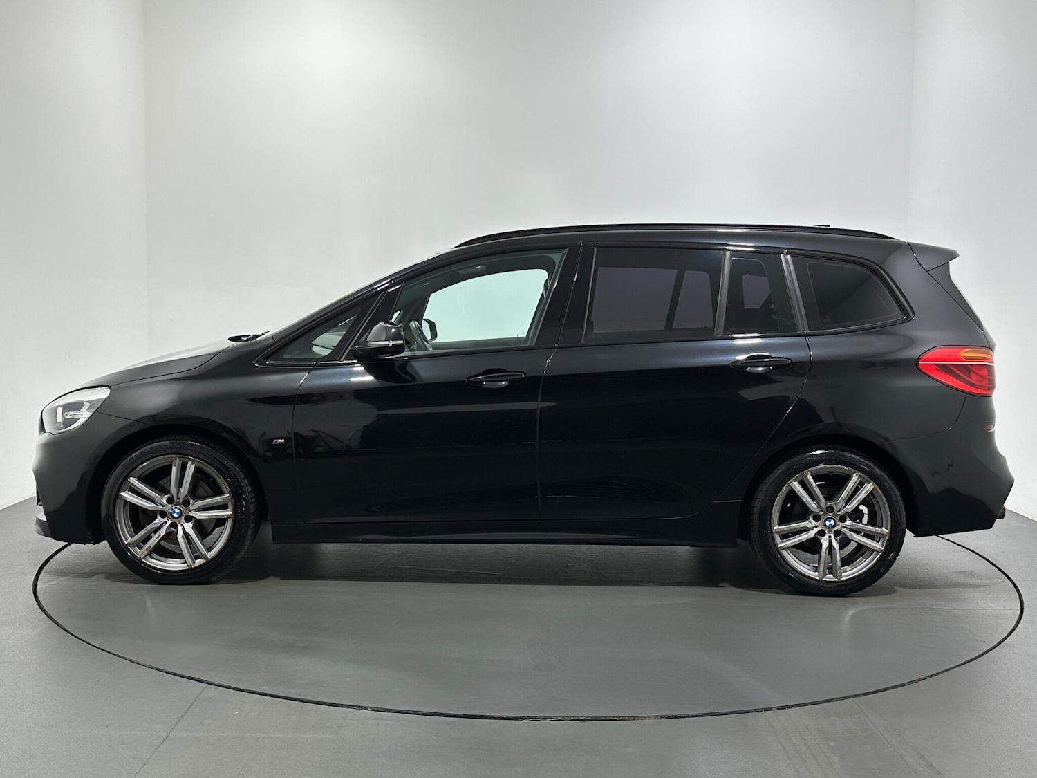 Used BMW 2 Series Gran Tourer 2017 for sale - 76878820: Photo 5