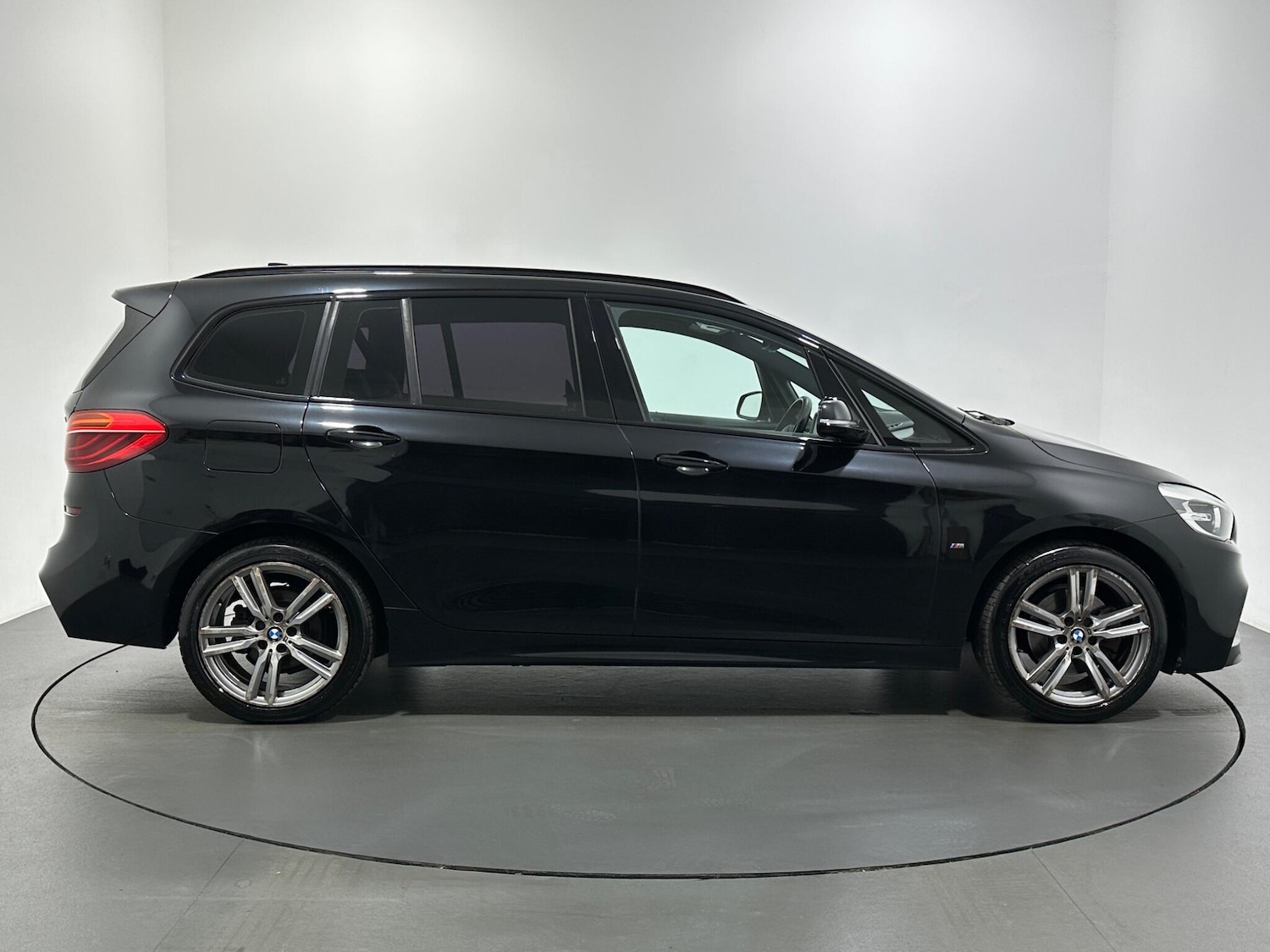 Used BMW 2 Series Gran Tourer 2017 for sale - 76878820: Photo 9