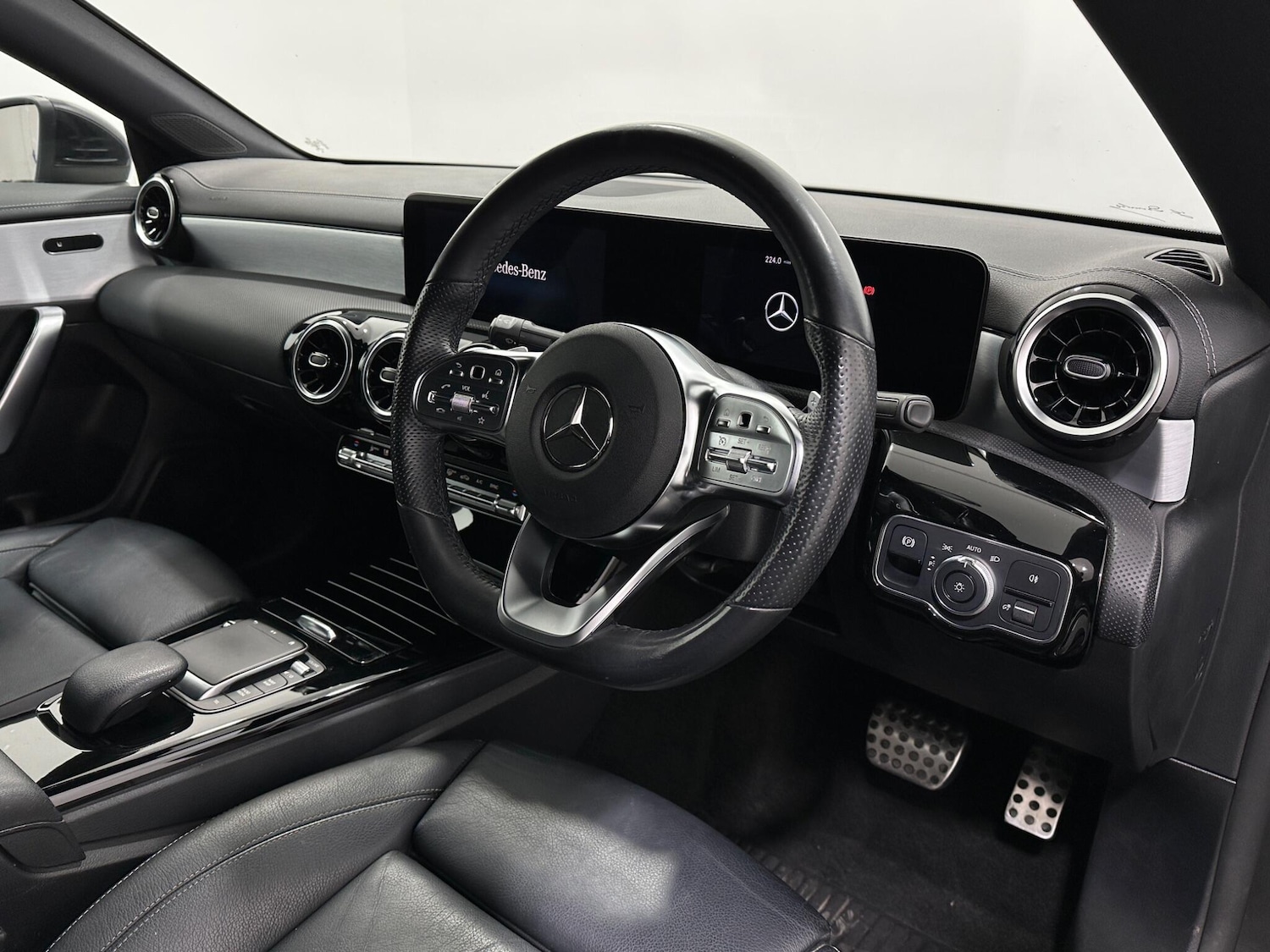 Used Mercedes-Benz CLA 2021 for sale - 77559049: Photo 11