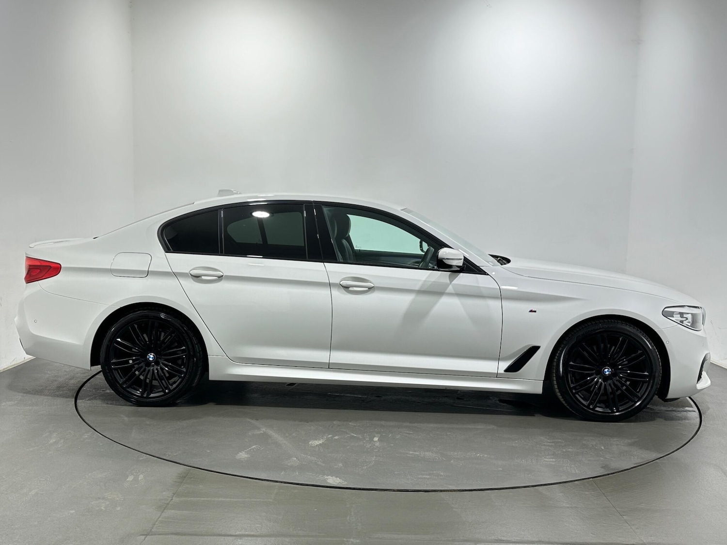 Used BMW 5 Series 2019 for sale - 77982551: Photo 9
