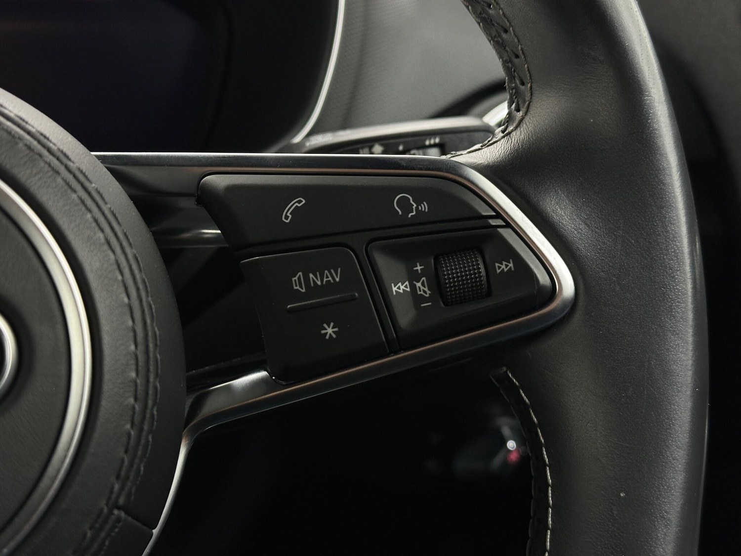 Used Audi TT 2017 for sale - 78185762: Photo 15