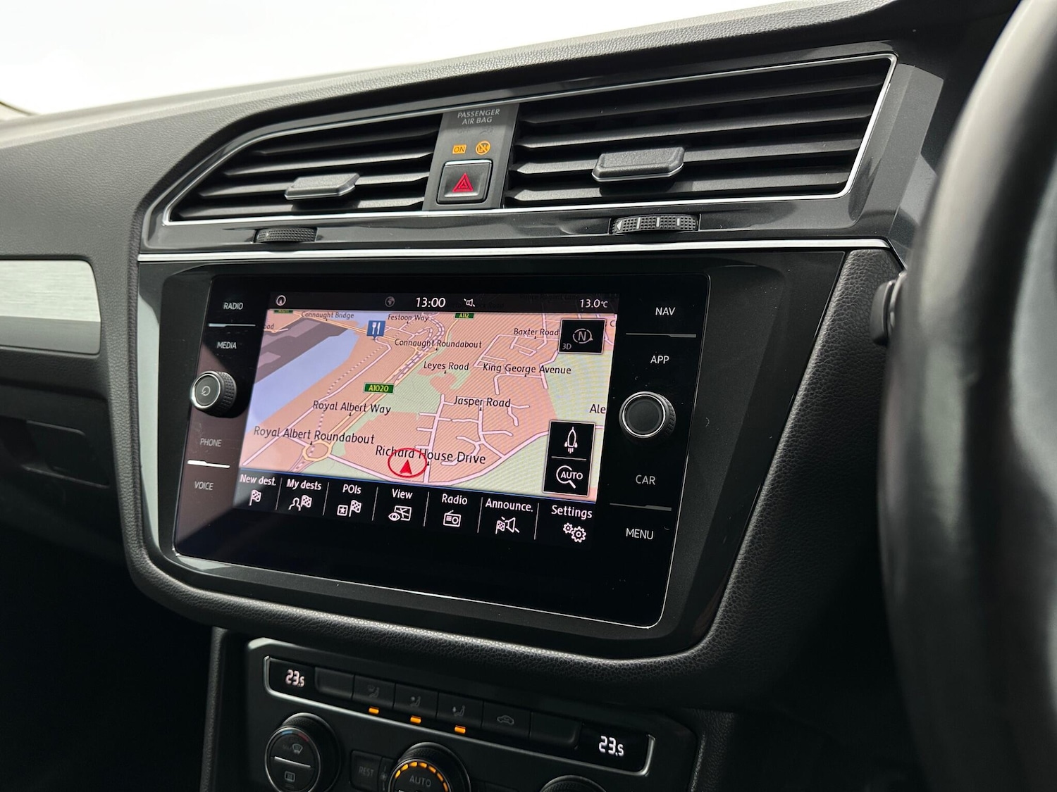 Used Volkswagen Tiguan 2018 for sale - 77441234: Photo 22