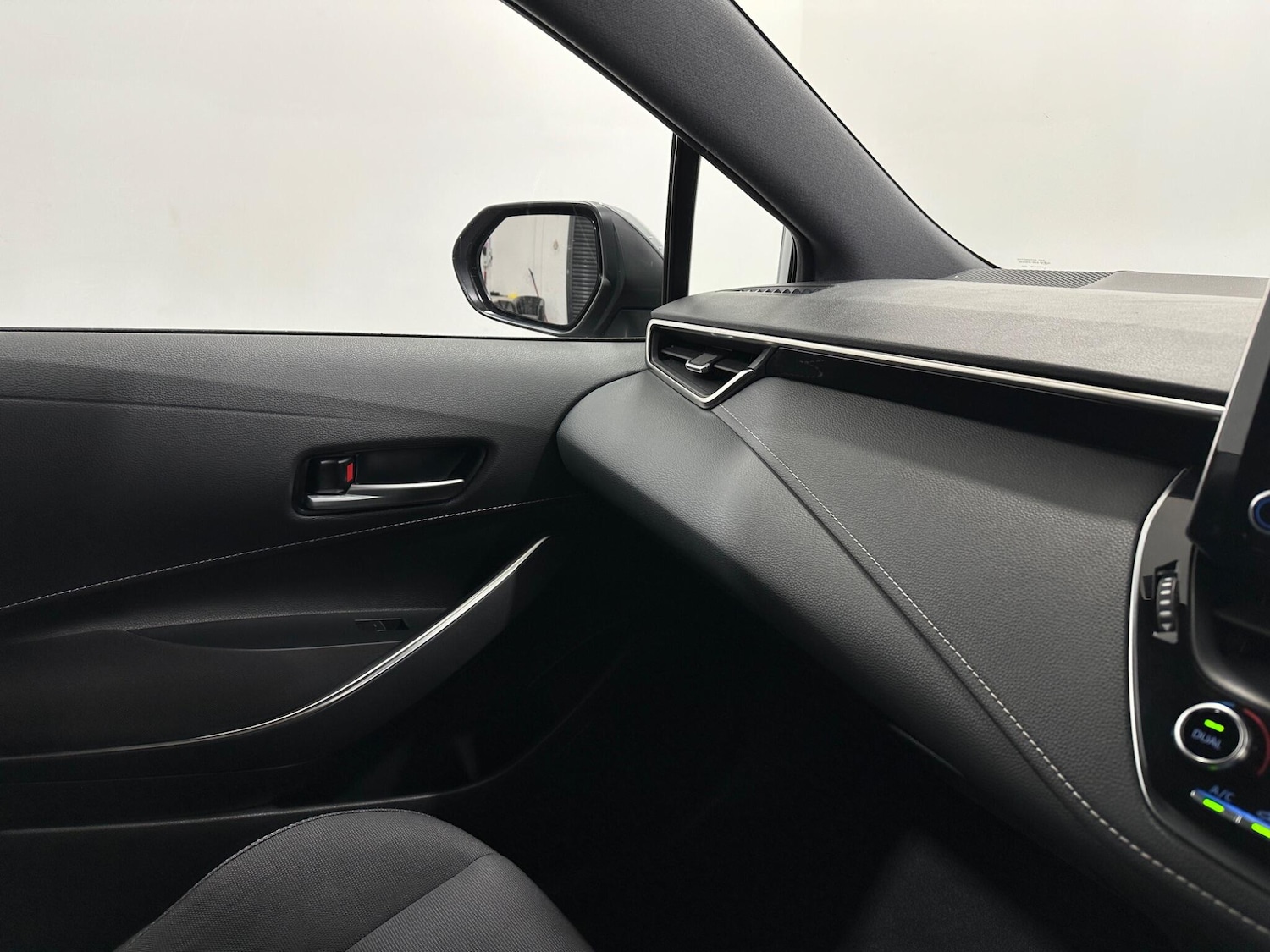 Used Toyota Corolla for sale - 77994381: Photo 26