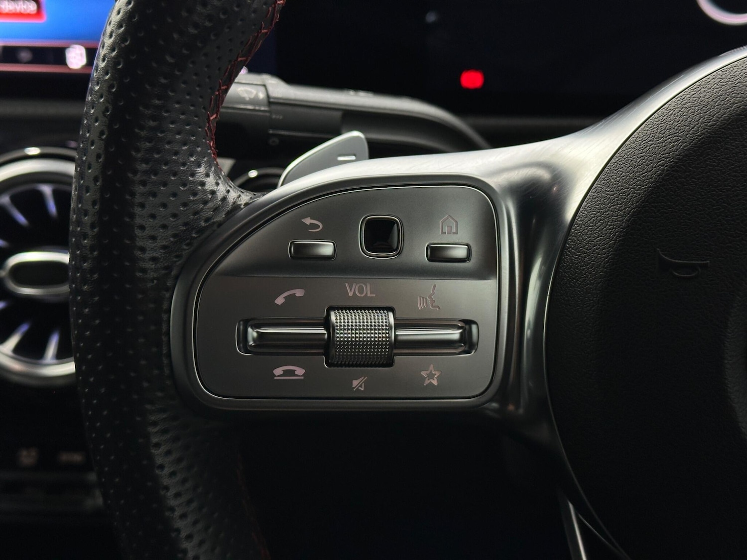 Used Mercedes-Benz A-Class 2019 for sale - 78034625: Photo 15