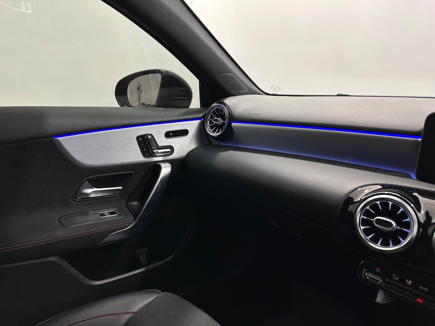 Used Mercedes-Benz A-Class 2019 for sale - 78034625: Photo 28