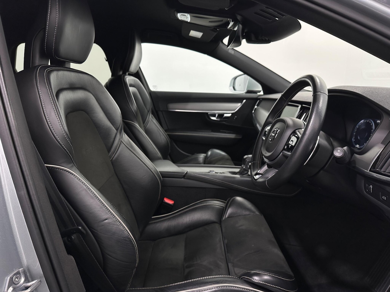 Used Volvo V90 2018 for sale - 76993365: Photo 29