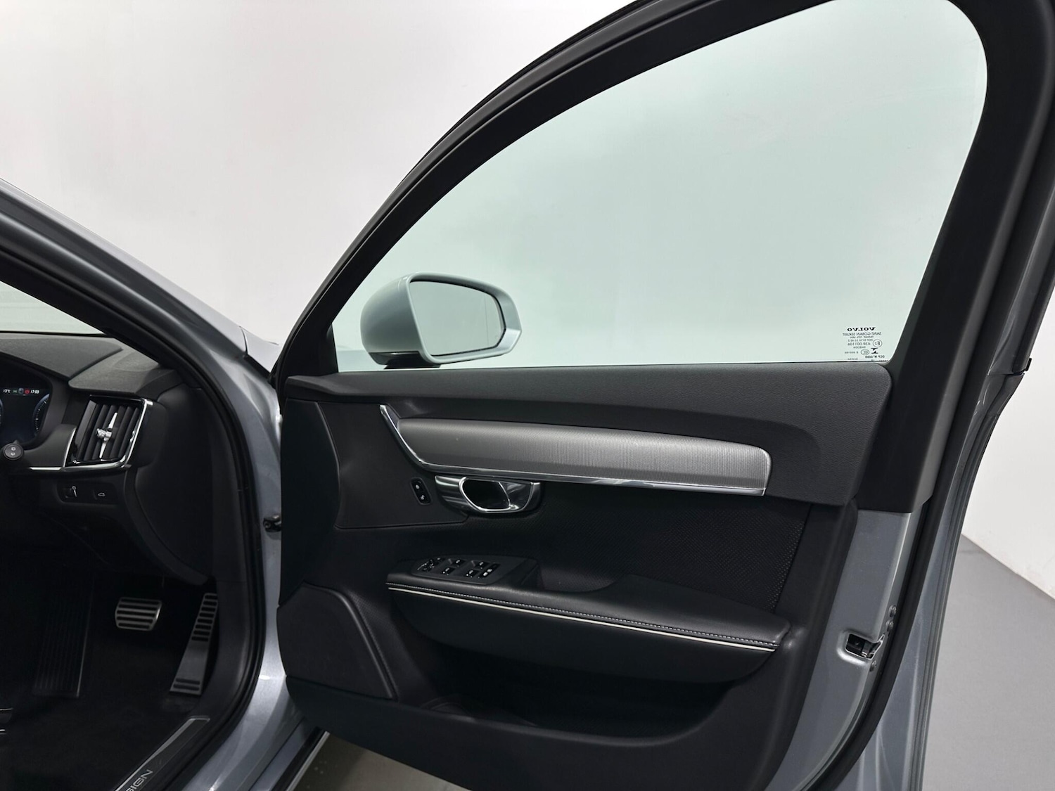 Used Volvo V90 2018 for sale - 76993365: Photo 32