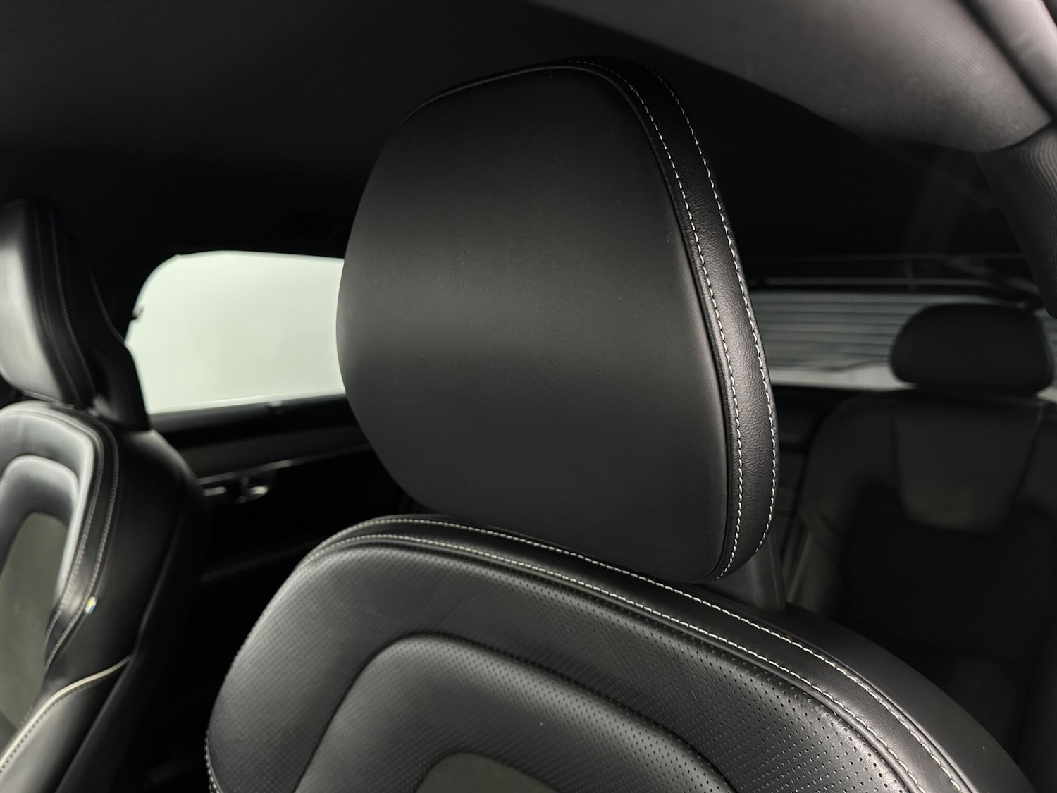 Used Volvo V90 2018 for sale - 76993365: Photo 35