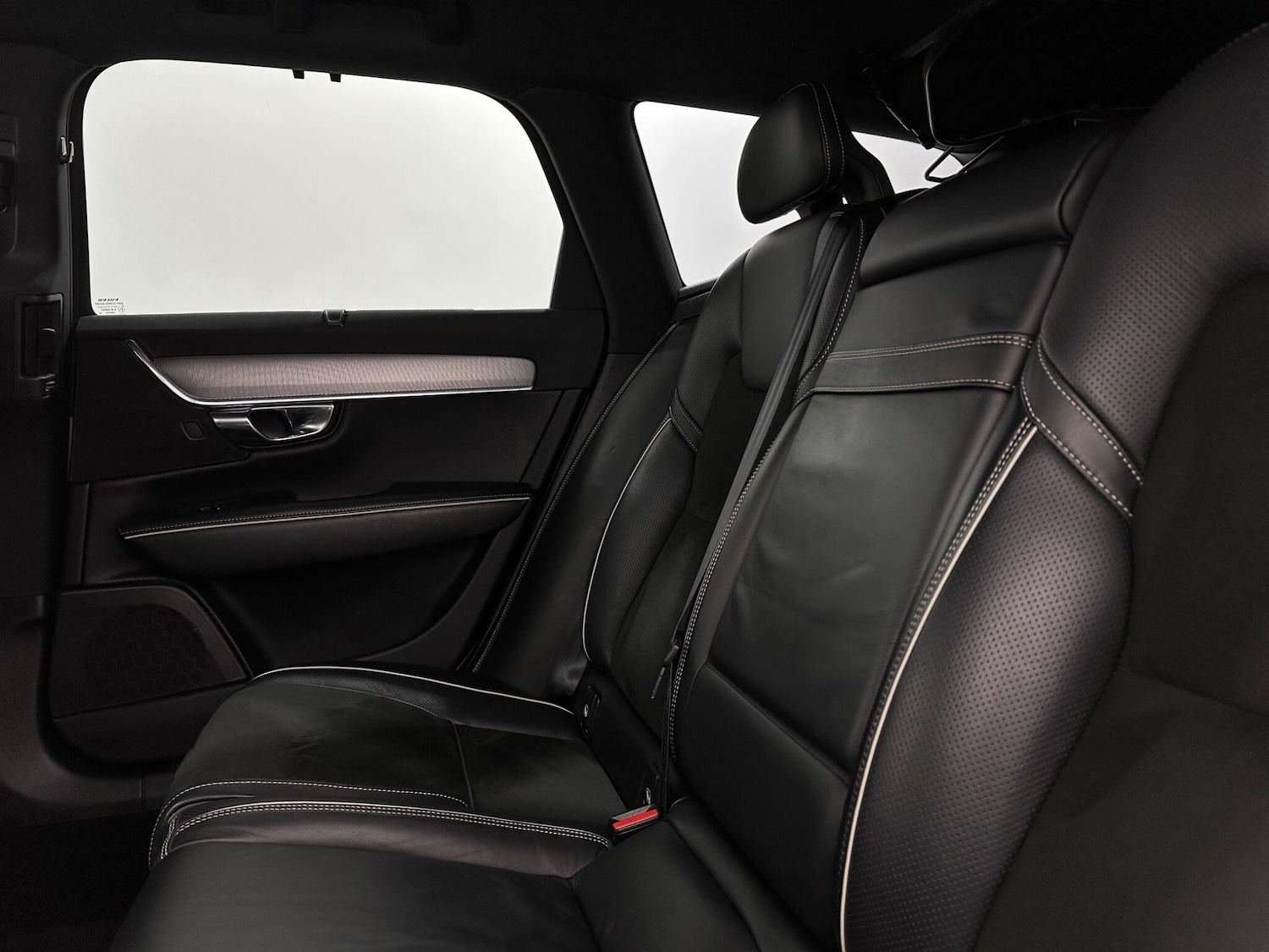 Used Volvo V90 2018 for sale - 76993365: Photo 38