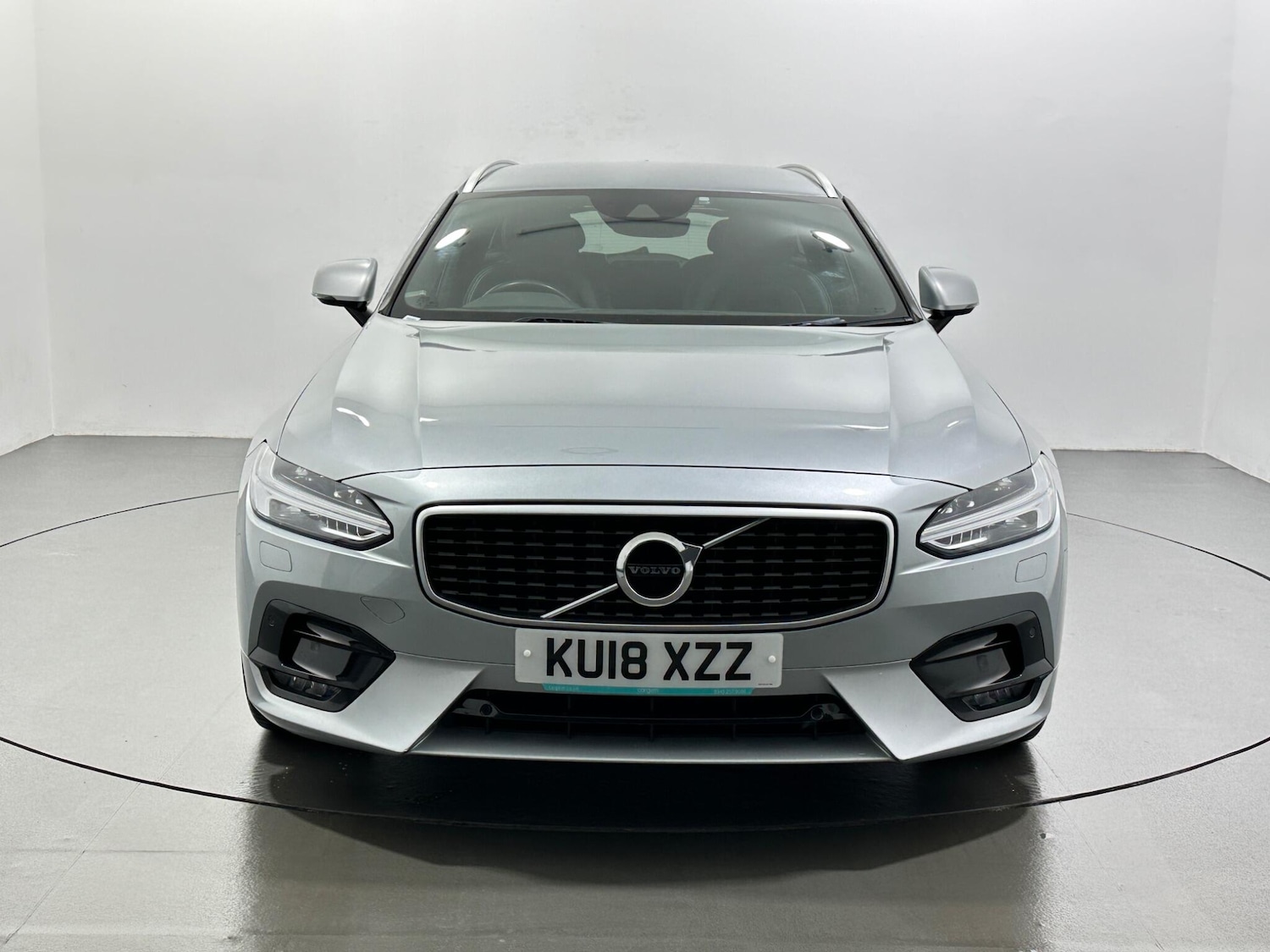 Used Volvo V90 2018 for sale - 76993365: Photo 4