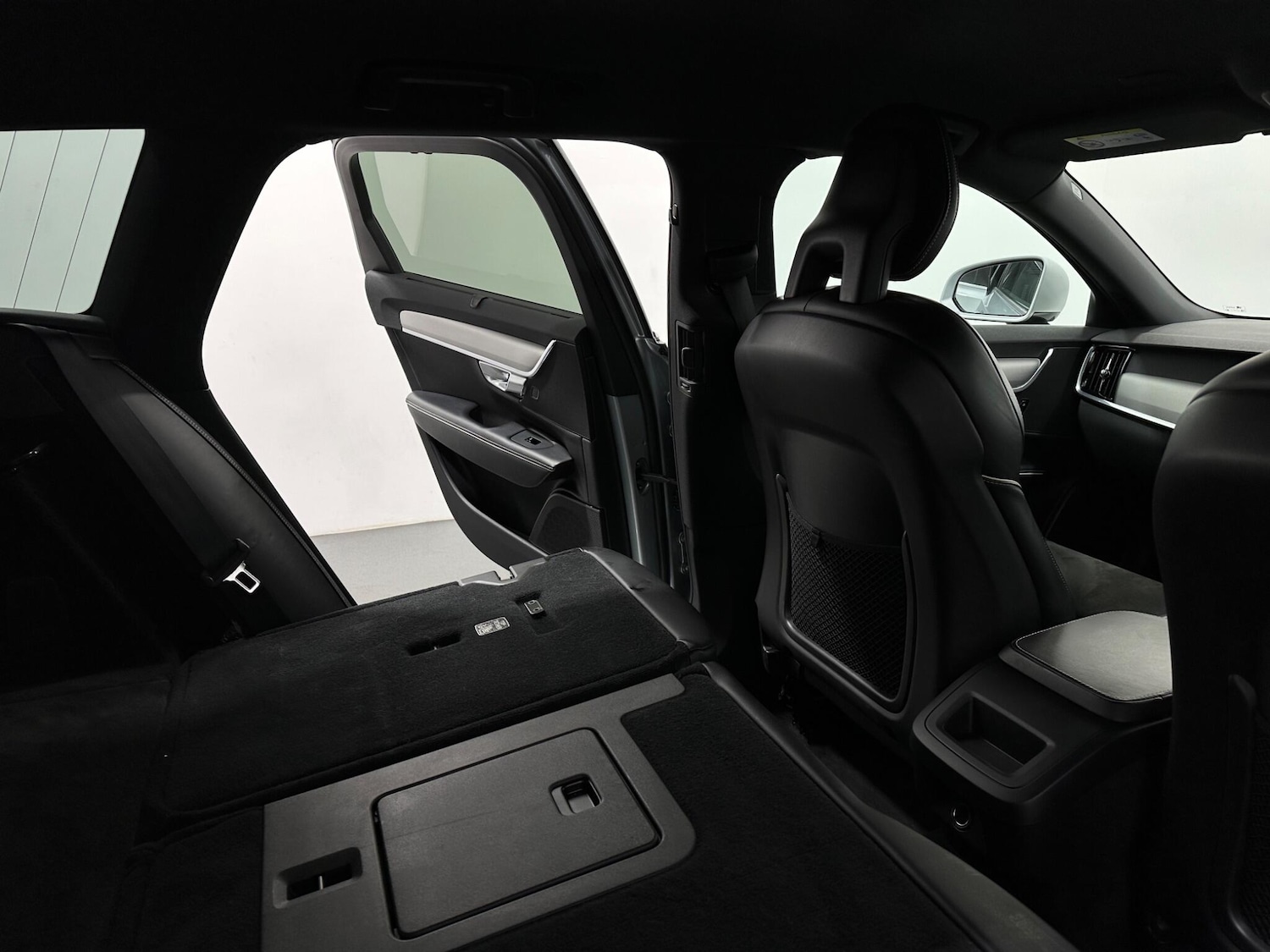 Used Volvo V90 2018 for sale - 76993365: Photo 45