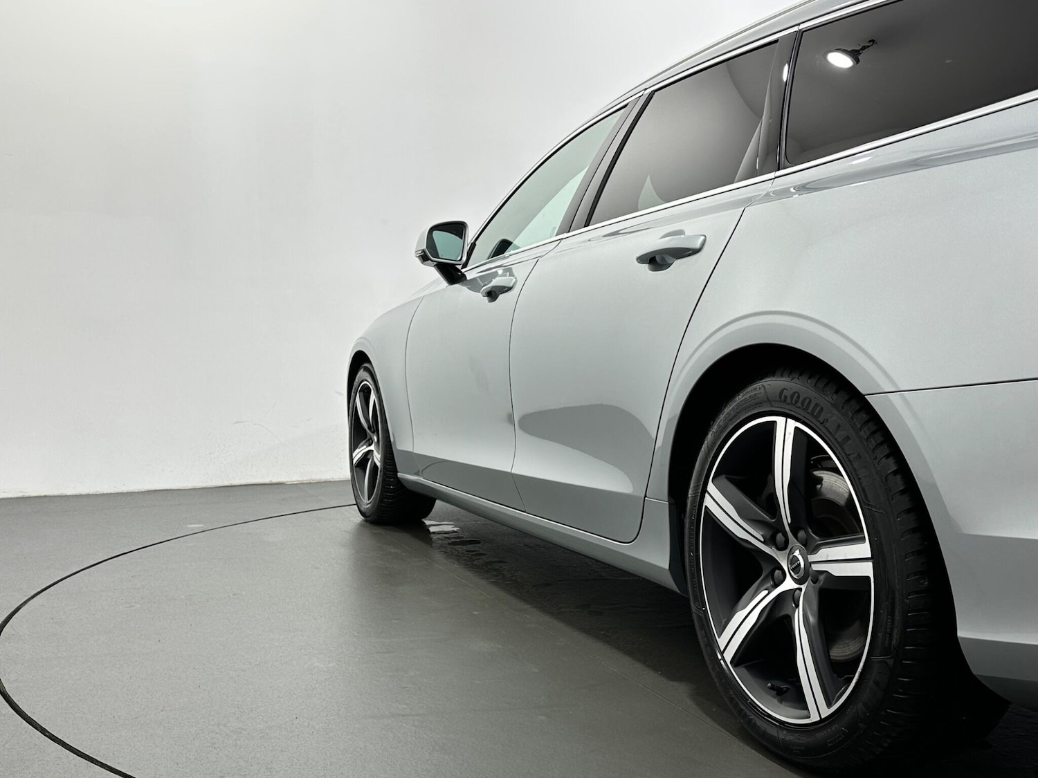 Used Volvo V90 2018 for sale - 76993365: Photo 49