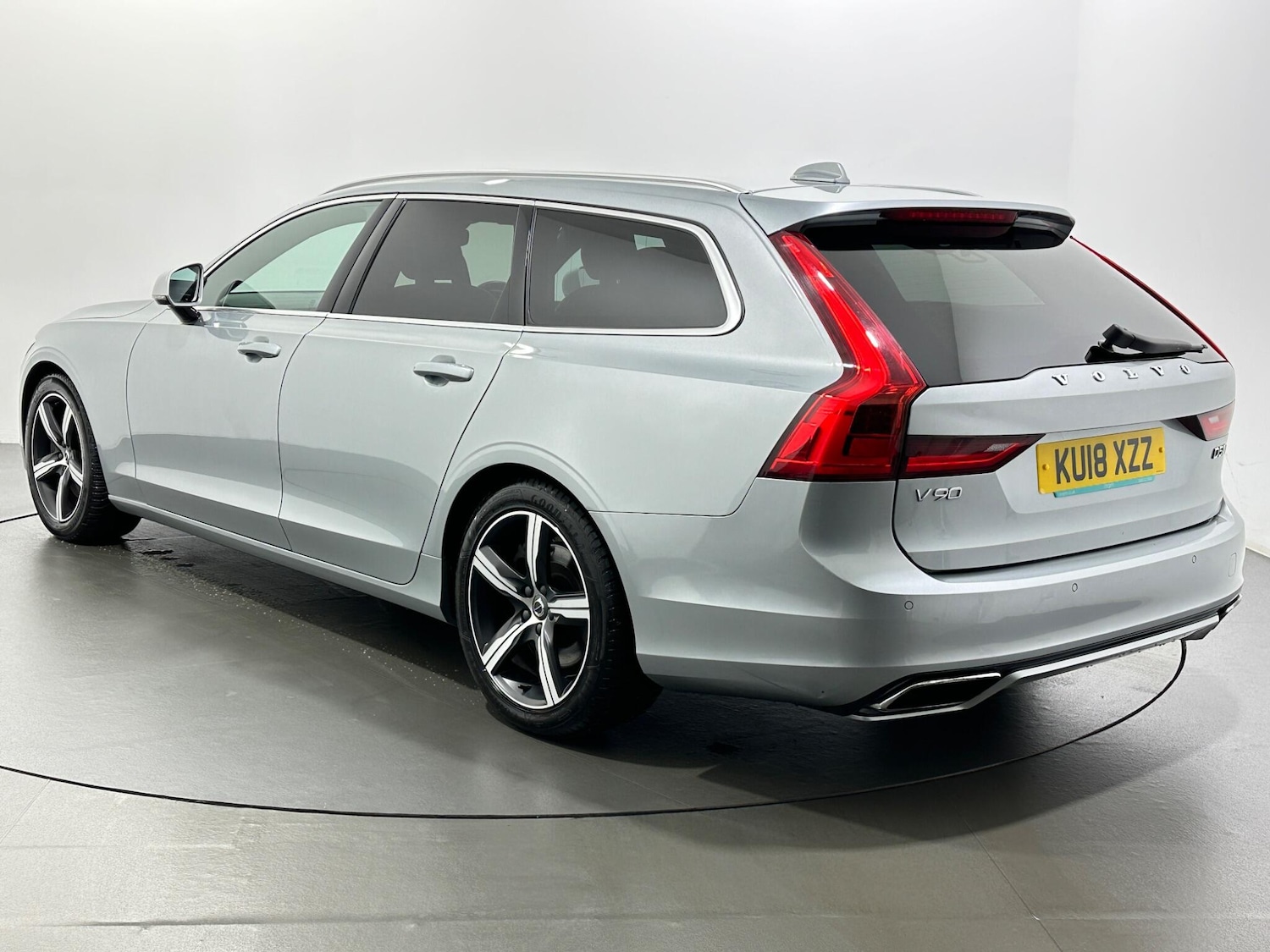 Used Volvo V90 2018 for sale - 76993365: Photo 7