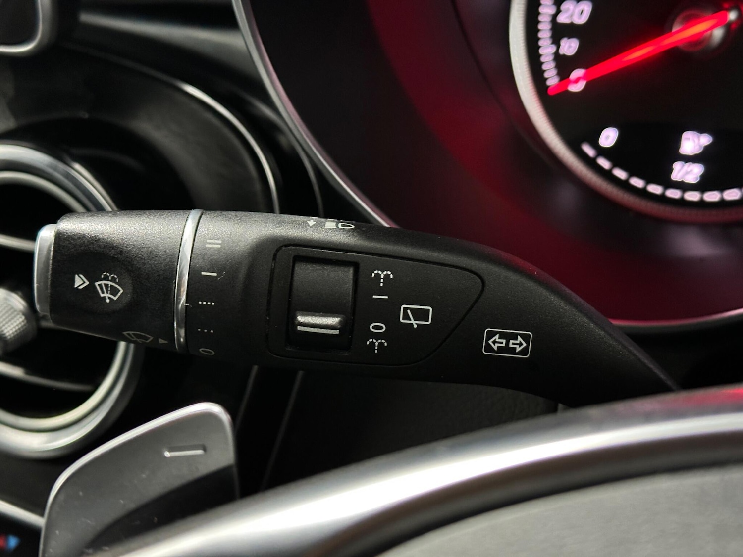 Used Mercedes-Benz GLC 2018 for sale - 77738456: Photo 13