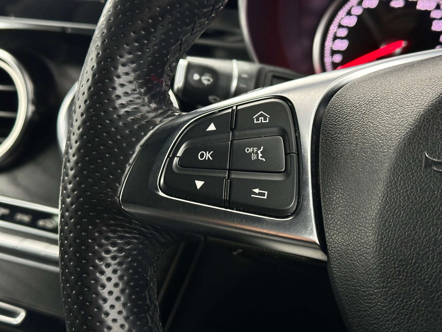 Used Mercedes-Benz GLC 2018 for sale - 77738456: Photo 14