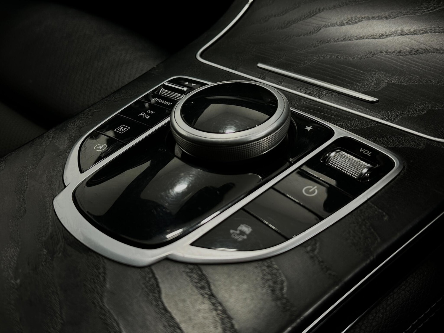 Used Mercedes-Benz GLC 2018 for sale - 77738456: Photo 21