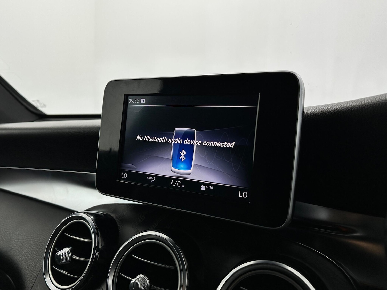 Used Mercedes-Benz GLC 2018 for sale - 77738456: Photo 25