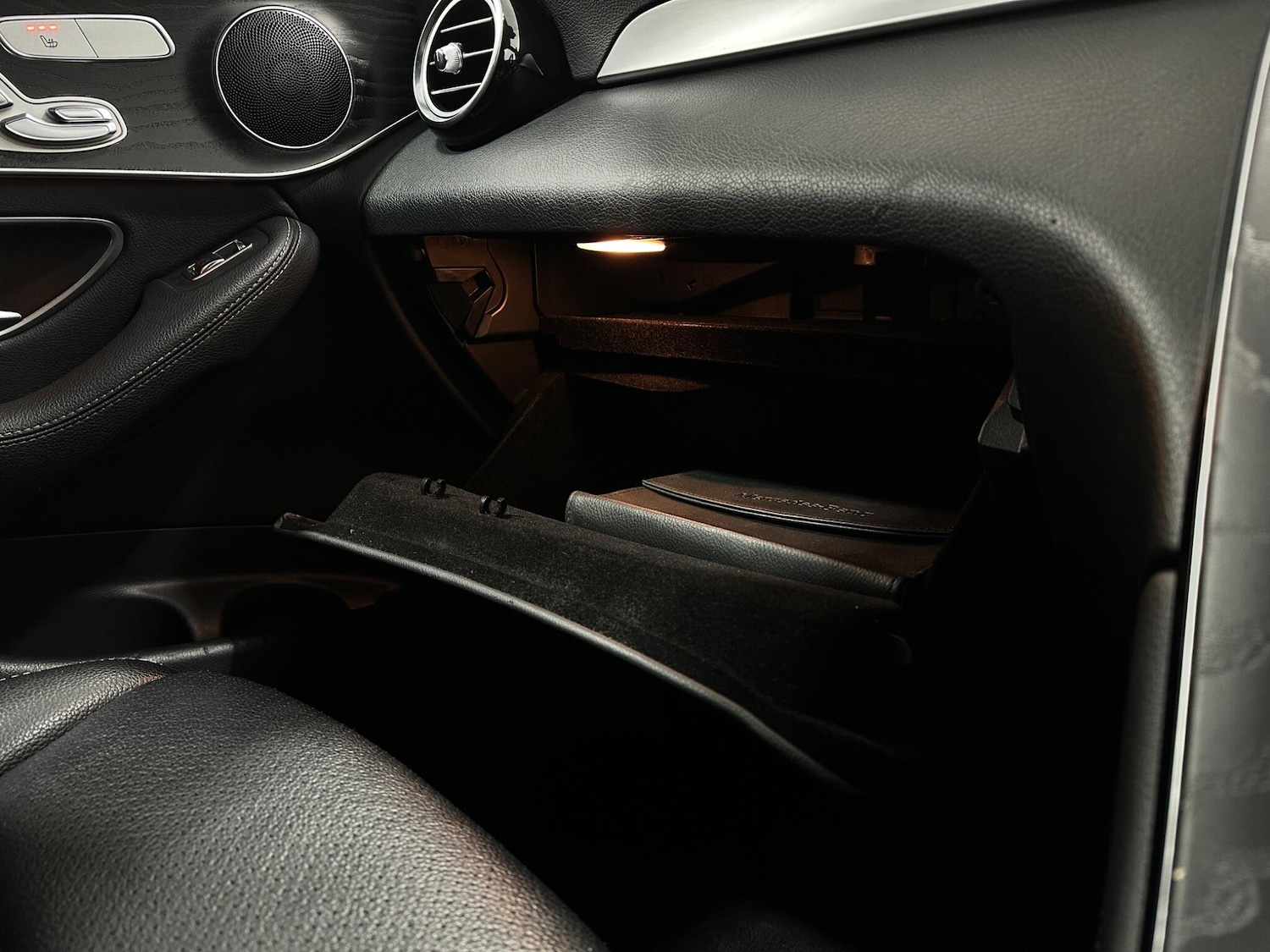 Used Mercedes-Benz GLC 2018 for sale - 77738456: Photo 28