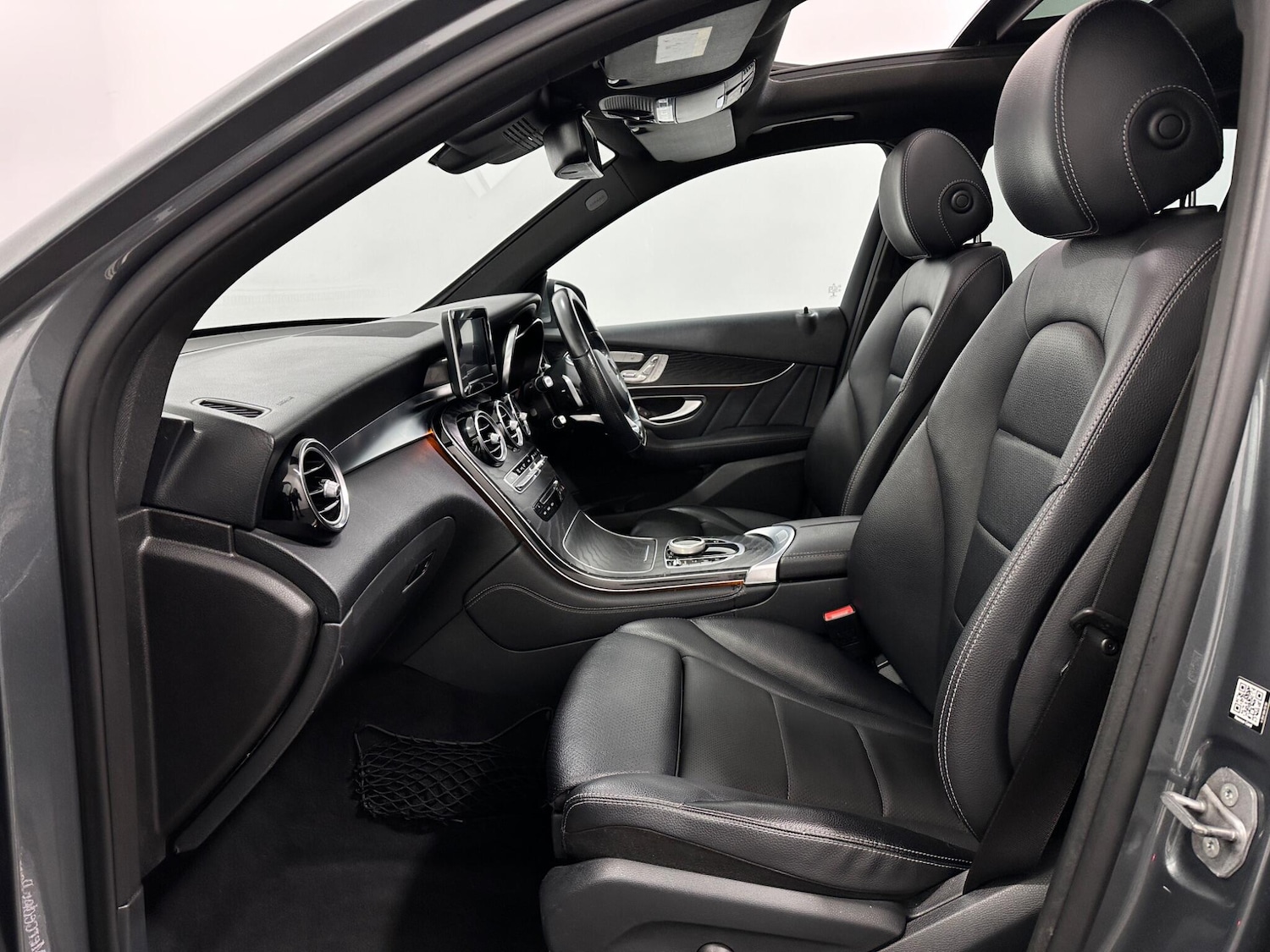 Used Mercedes-Benz GLC 2018 for sale - 77738456: Photo 35