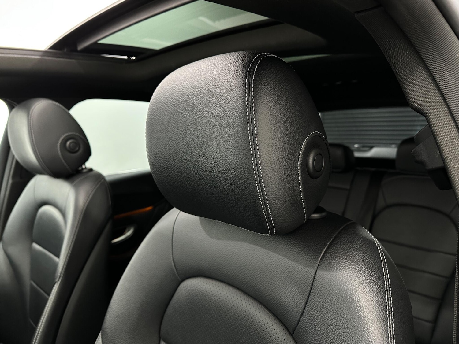 Used Mercedes-Benz GLC 2018 for sale - 77738456: Photo 37