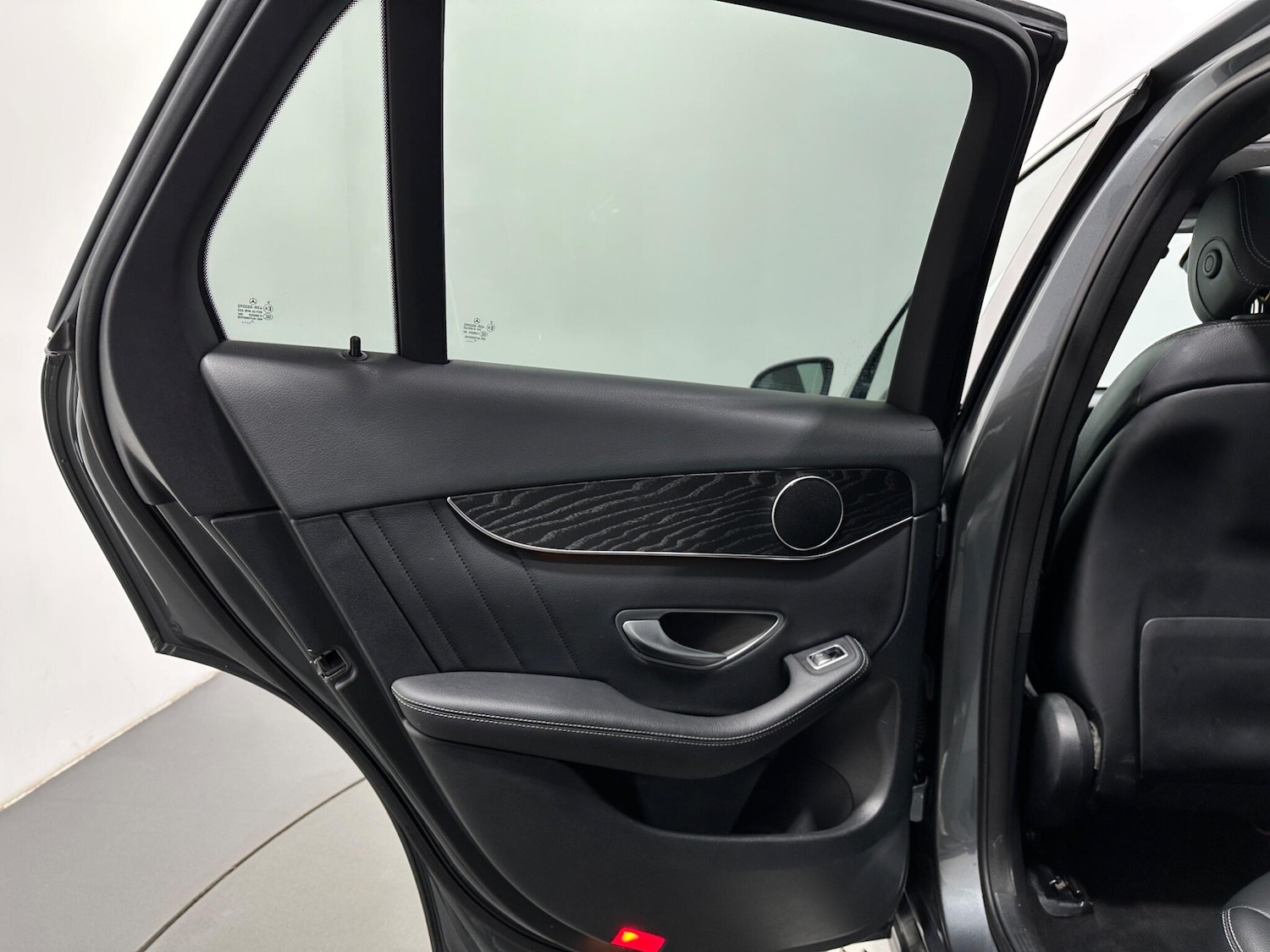 Used Mercedes-Benz GLC 2018 for sale - 77738456: Photo 41