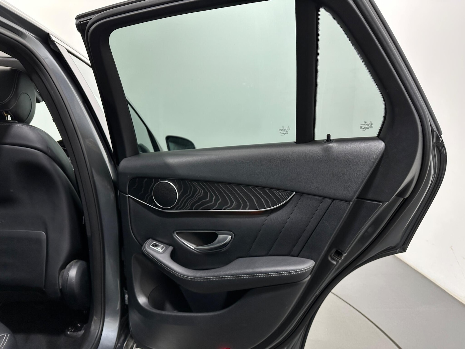 Used Mercedes-Benz GLC 2018 for sale - 77738456: Photo 44