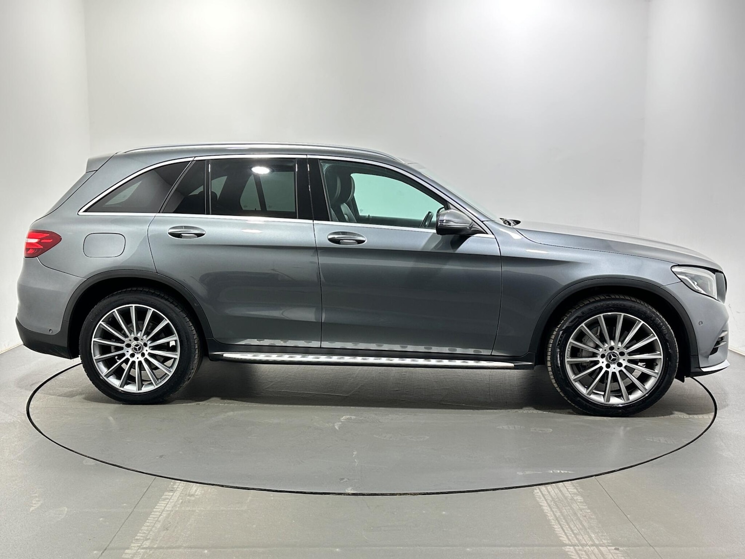 Used Mercedes-Benz GLC 2018 for sale - 77738456: Photo 9