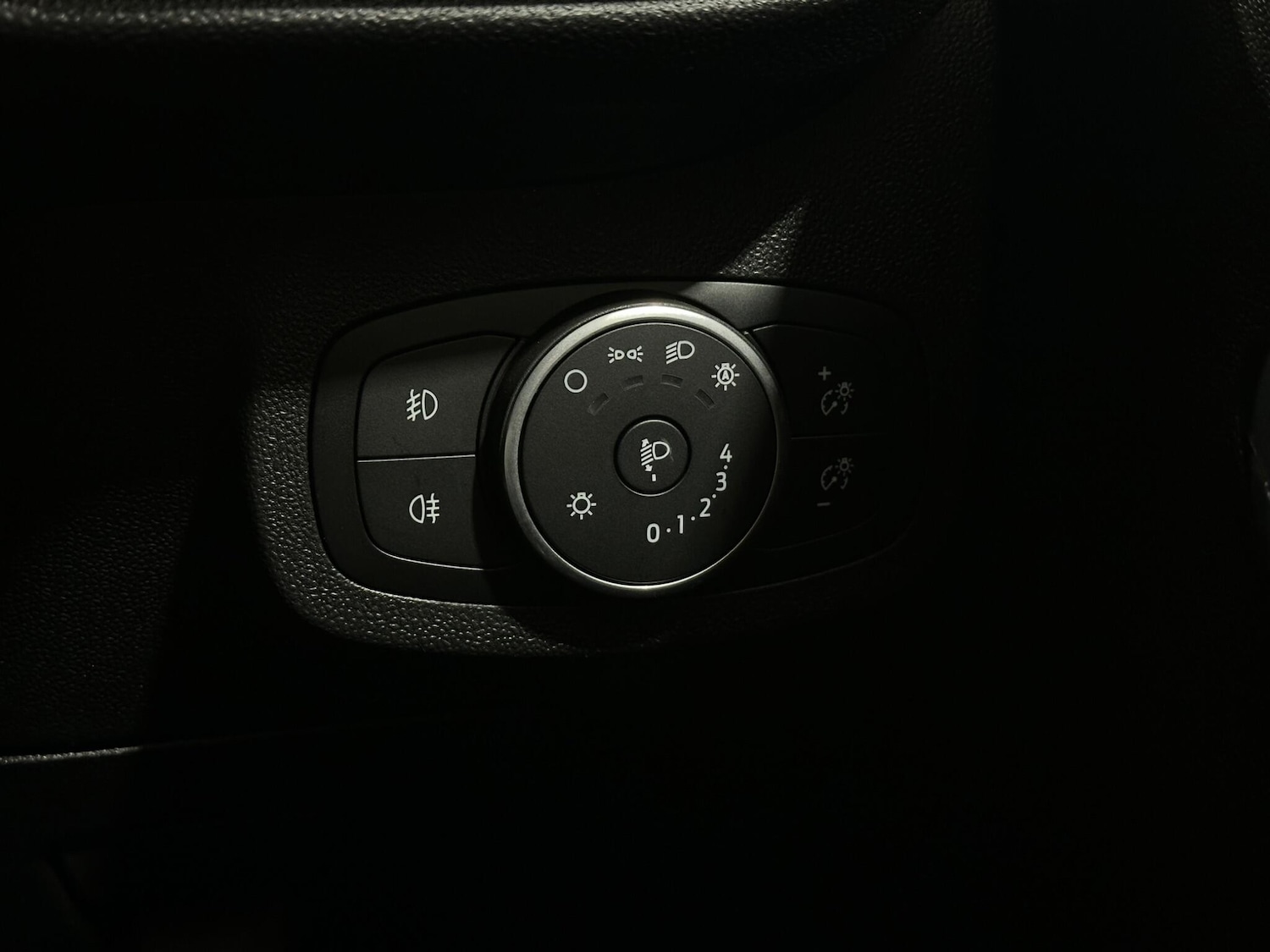 Used Ford Fiesta 2018 for sale - 76878935: Photo 16