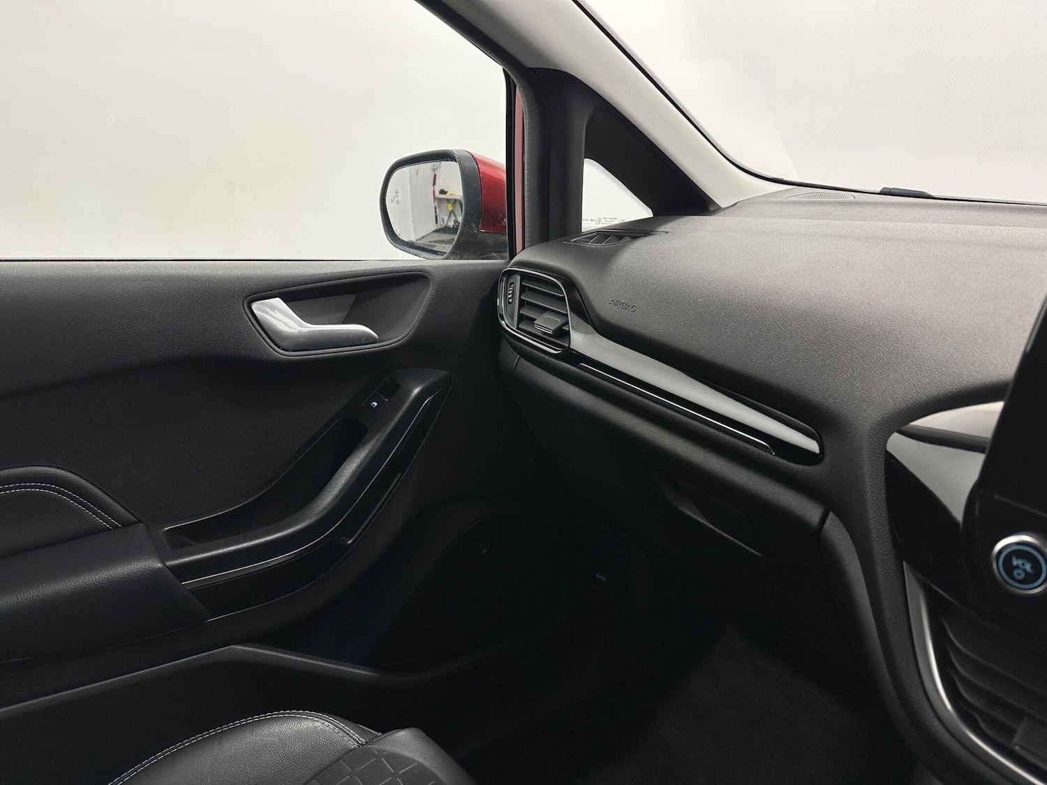 Used Ford Fiesta 2018 for sale - 76878935: Photo 27