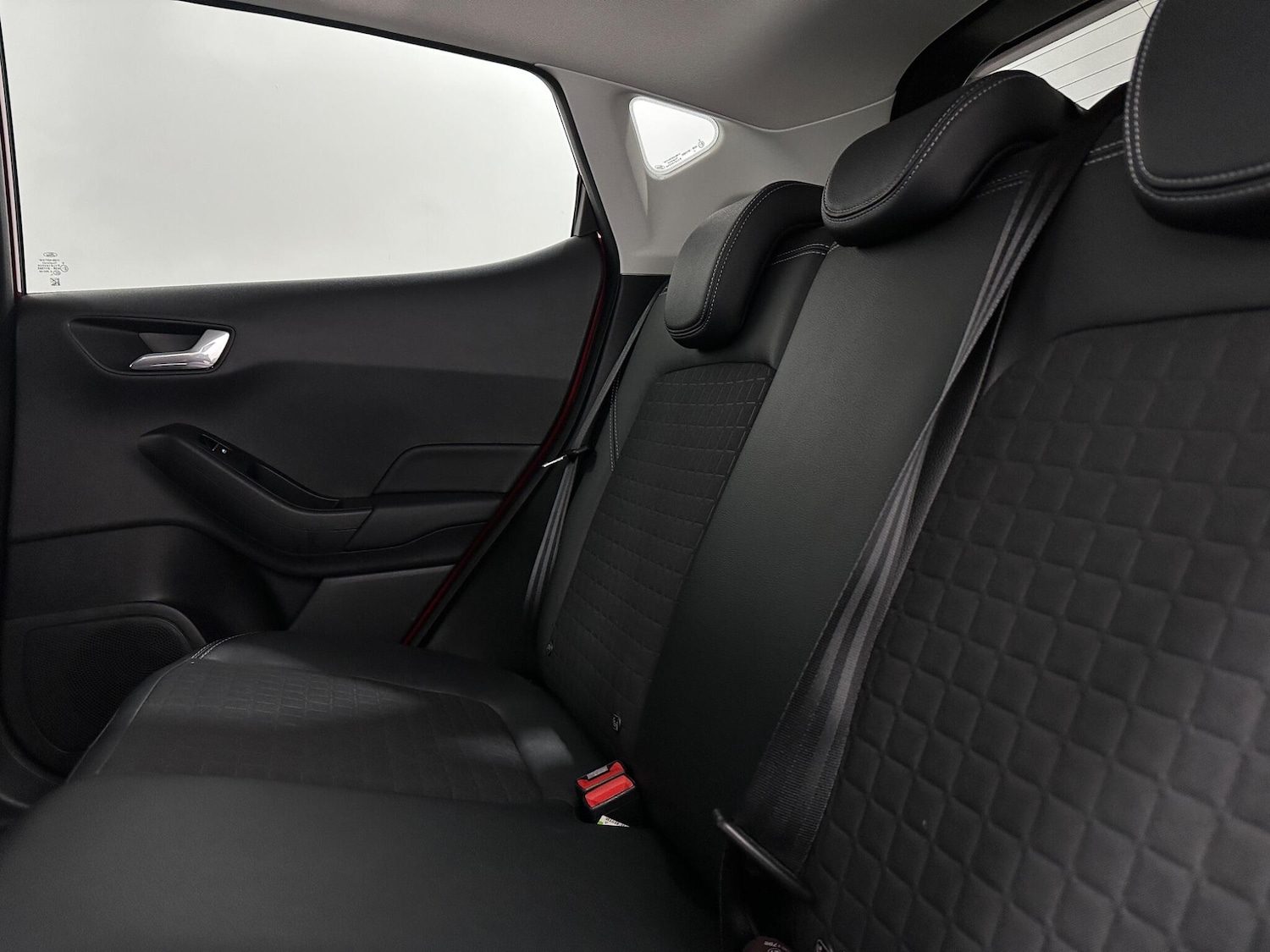 Used Ford Fiesta 2018 for sale - 76878935: Photo 39